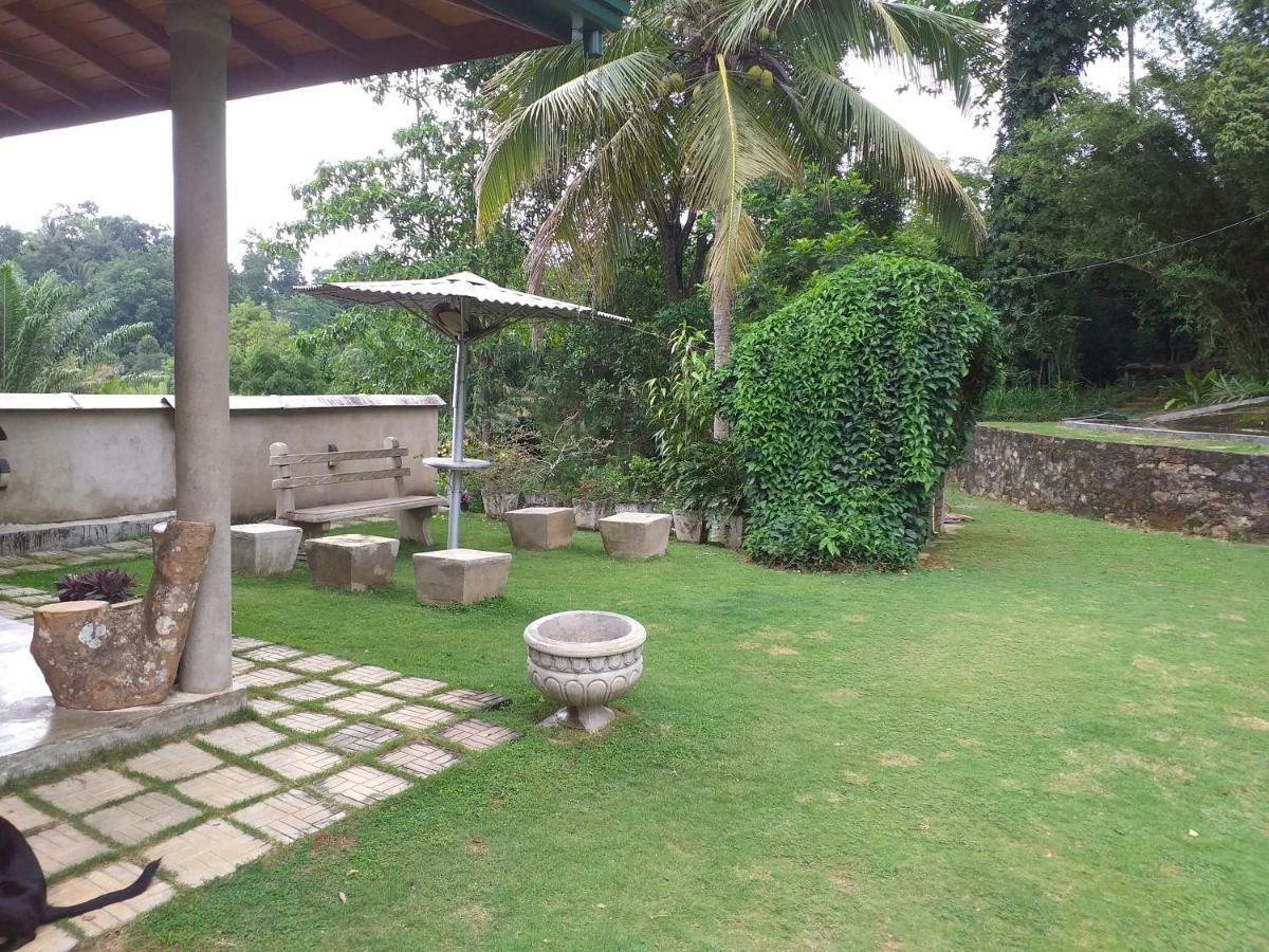Tea Leaf Retreat Apartment แคนดี้ ภายนอก รูปภาพ